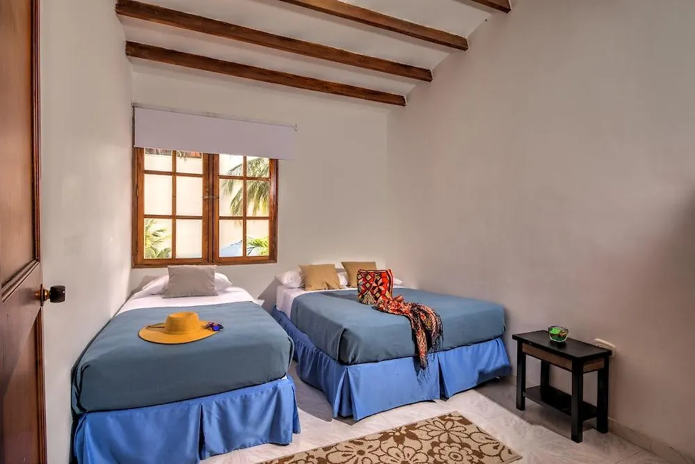 Hotel Santorini Express Y Cabanas Santa Marta  Santa Marta (Magdalena)