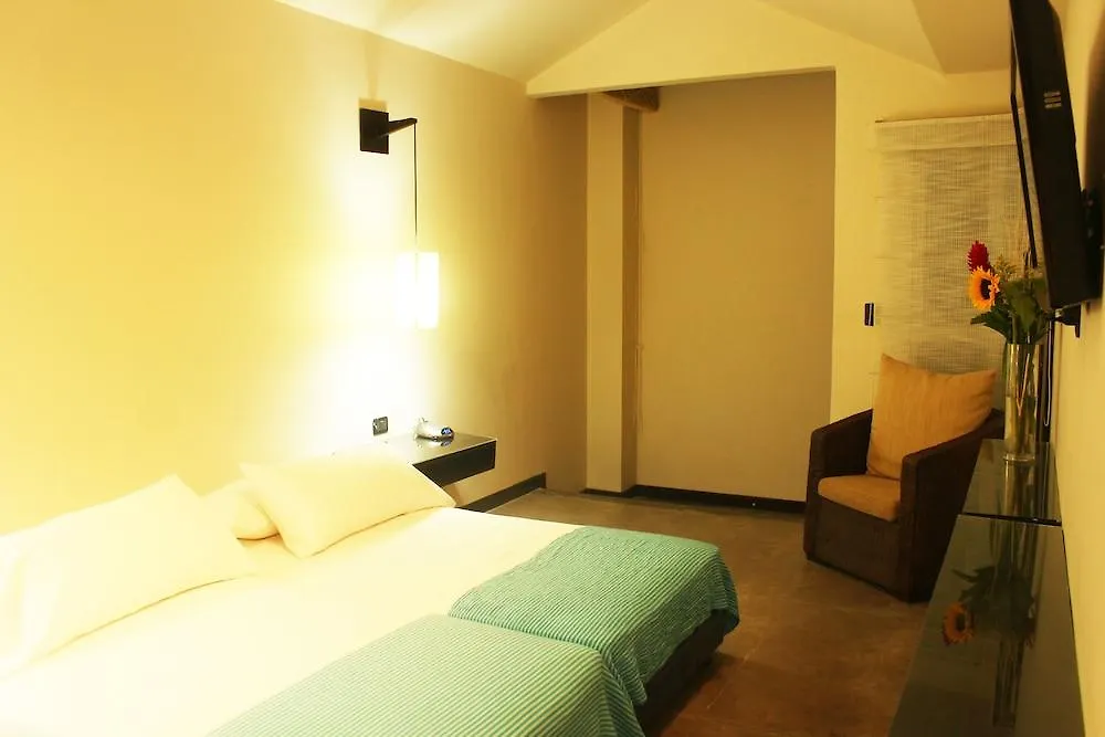 Hotel Santorini Express Y Cabanas Santa Marta   Santa Marta (Magdalena)
